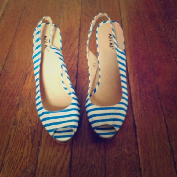 💥SOLD💥 4 inch spring heels