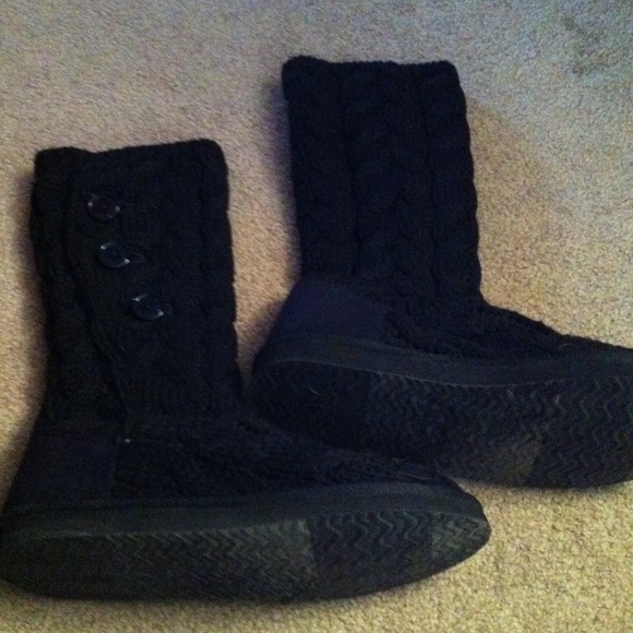 Old navy Black knitted boots