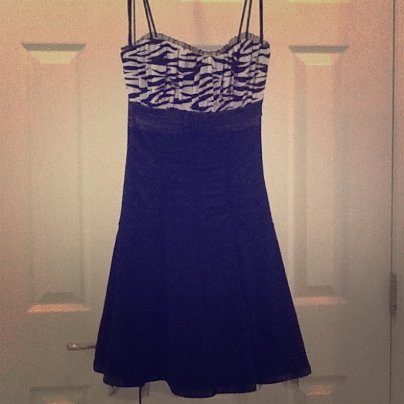VERY CUTE Prom DRESS! 💎Reduced💎