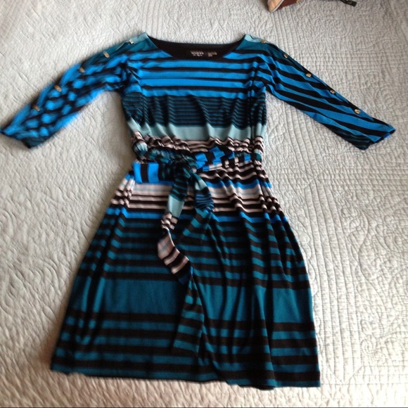 Super cute striped dress by Guess.