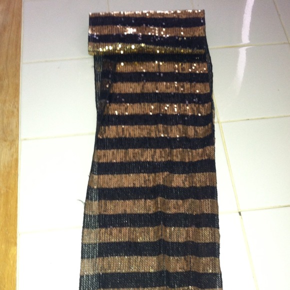 Scarf - Picture 2 of 2