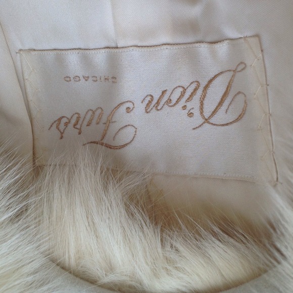 SOLD!!! CONGRATS!! - Picture 2 of 3