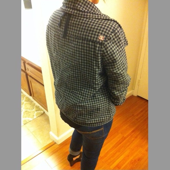 SOLD ❌DC Jacket - Picture 2 of 4