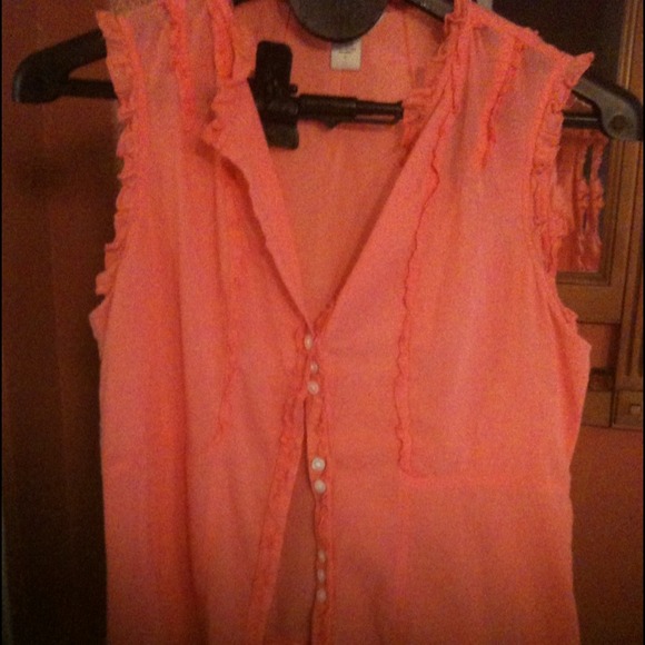 Coral blouse with open bottom