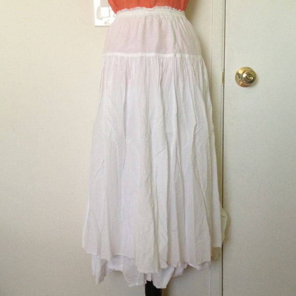 Bohemian long skirt.