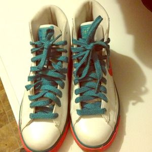 *REDUCED* Nike High Top Tennis Shoes