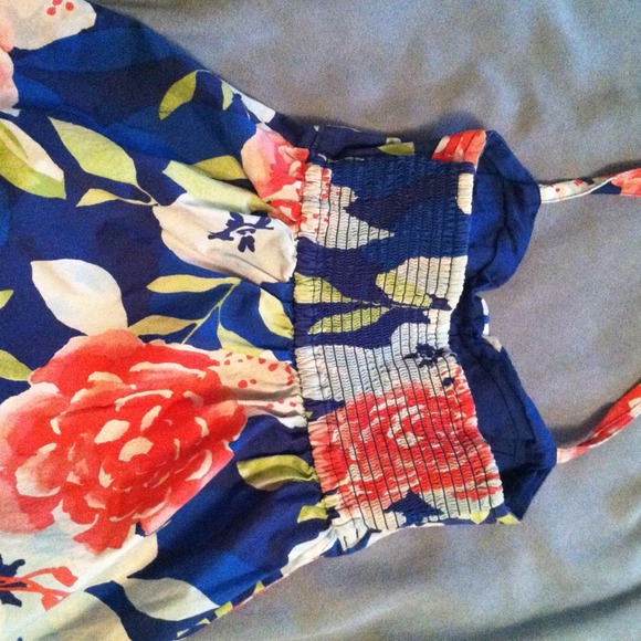 Abercrombie sun dress PRICE REDUCED☀👗🌻🌸 - Picture 3 of 3