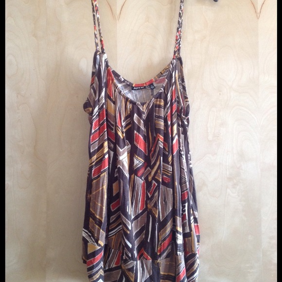 SOLD......Cute Tank perfect for summer!!