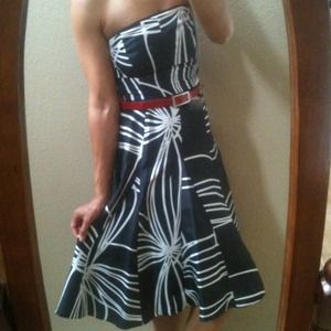 Harold's 100% silk strapless dress