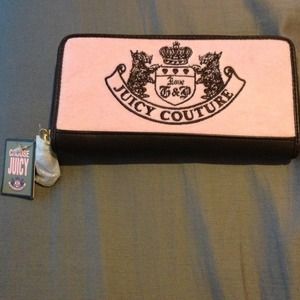 Juicy Couture zip wallet