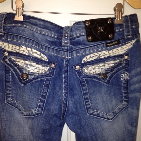 Sold! - Picture 2 of 3