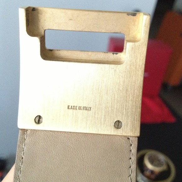 💘Reduced💯Ferragamo leather bangle - Picture 3 of 3