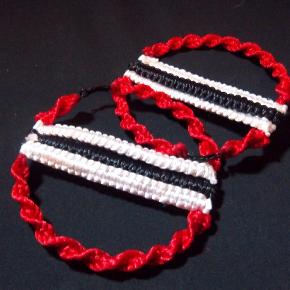 Trinidad flag  earrings - Picture 1 of 3