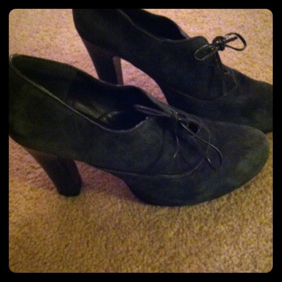 Nine West Shoes - Grey suede heels, Nine West 7.5