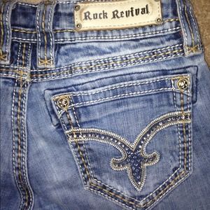 🎀TRADED🎀Size 27 Rock Revivals