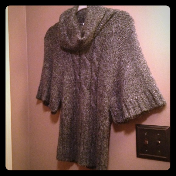 Angel sleeve angora sweater