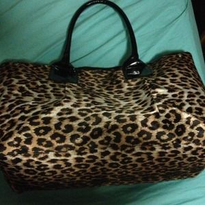 HOLD! Cheetah print tote