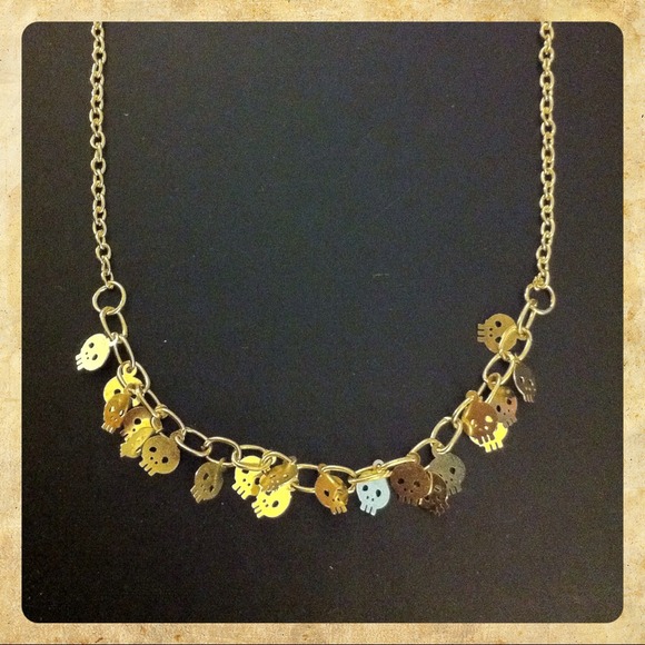 Gold Tone Mini Skull Heads Necklace
