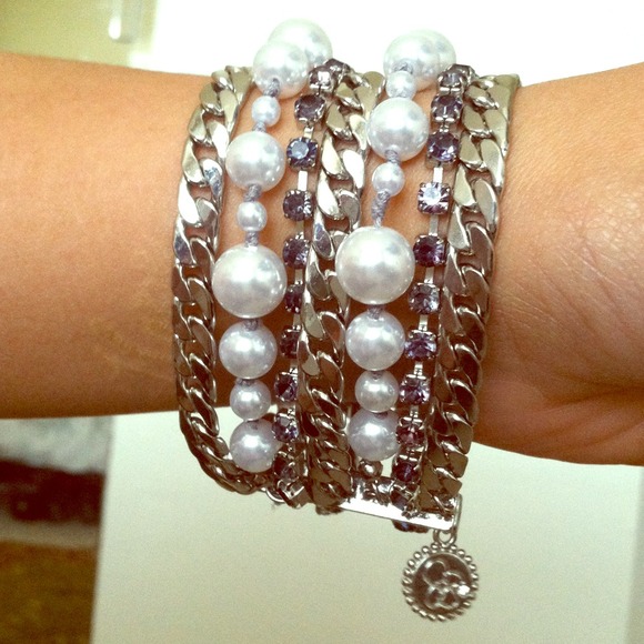 ❤❤❤SOLD in BUNDLE❤❤❤Jessica Simpson Bangle