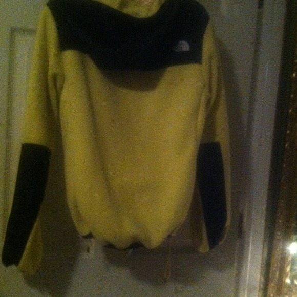 North face jacket REDUCED!! - Picture 4 of 4