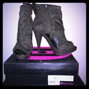 Beautiful size 11 platform heels ❤