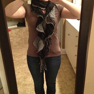 <BUNDLED> Scarf
