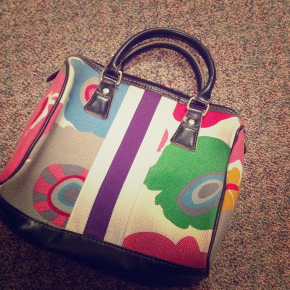 Vitraded!ctoria secret bag