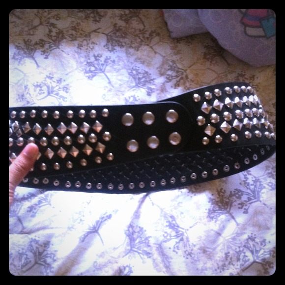 Studded belt