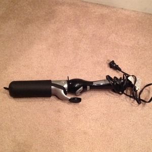 The Revlon 1 1/2" Ceramic Curling Iron
