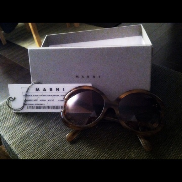 Authentic Marni sunglasses, reduced!!