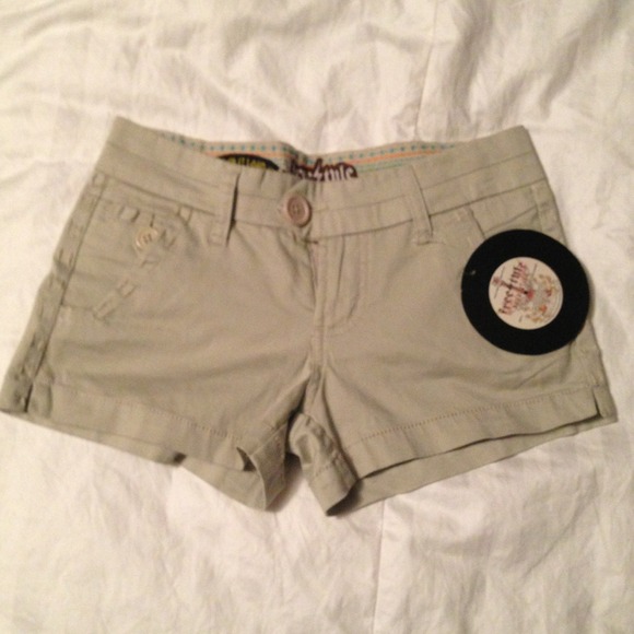 Khaki Shorts Sz 1