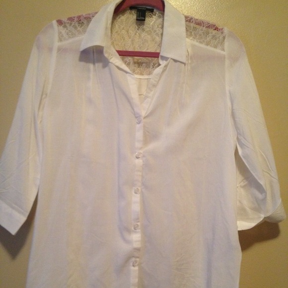 🌼BUNDLE🌼White blouse:)!