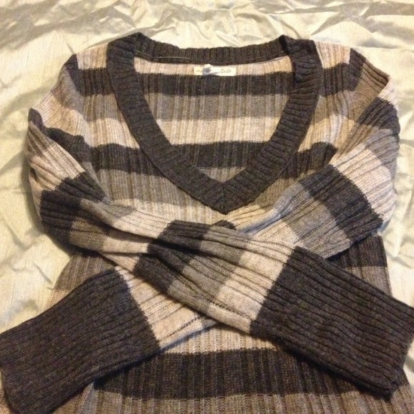 🚫Sold🚫Aeropostale sweater! Size S