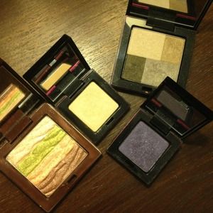 Victoria's Secret eyeshadow bundle