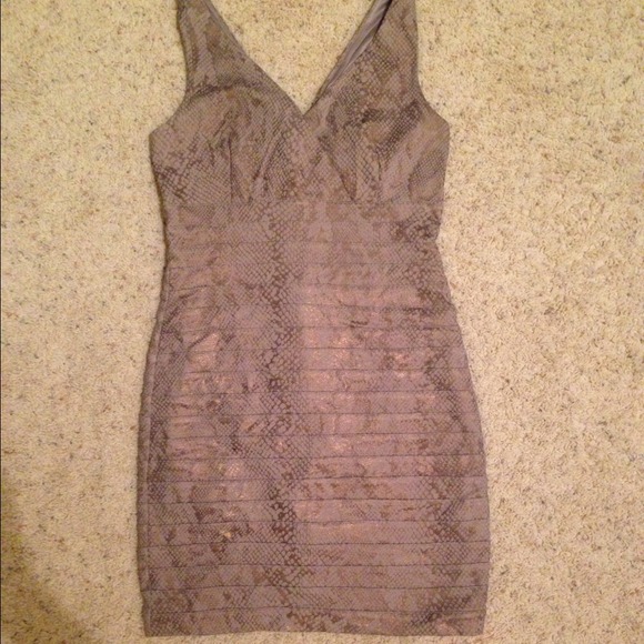 🚫No longer available🚫Snake print bandage dress
