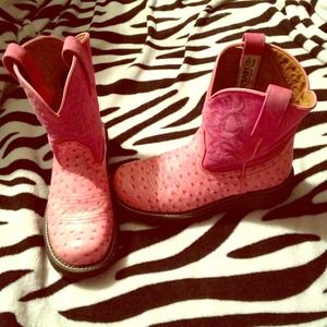 Ariat - Fatbaby Pink Ostrich Print Boots