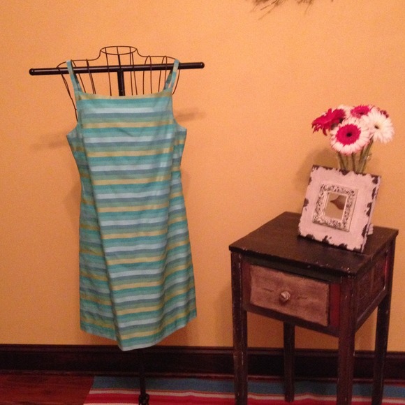 BUNDLE of 5 dresses!