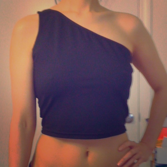 Cute top black