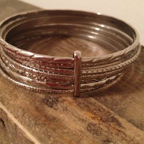 Bracelets - Picture 3 of 3