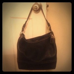 Medium size Coach shoulder tote