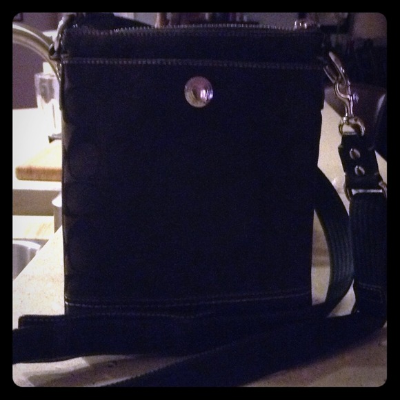 Authentic Coach Cross body