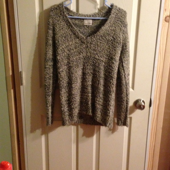 Urban outfitters sweater