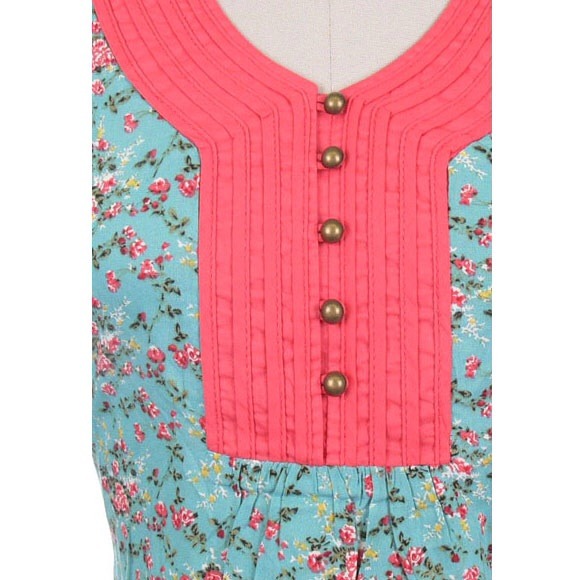 Floral printed top. - Picture 4 of 4