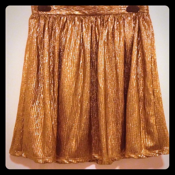 🎀reduced🎀Stunning gold skirt NWT