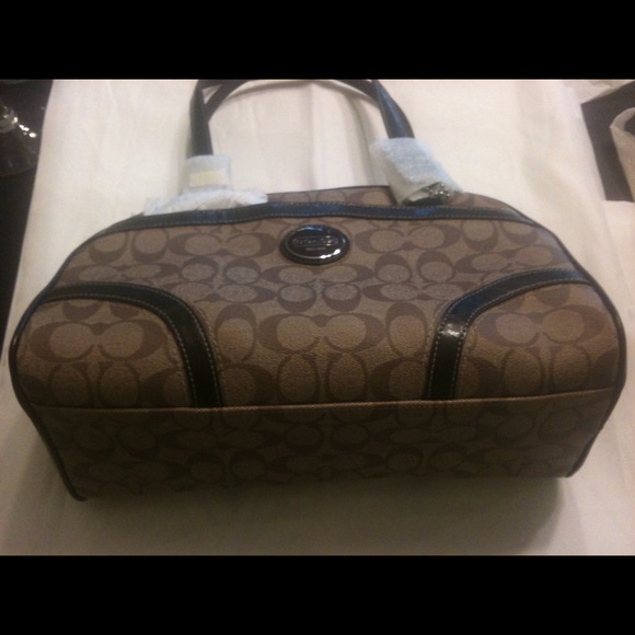 Coach Satchel - Picture 3 of 4