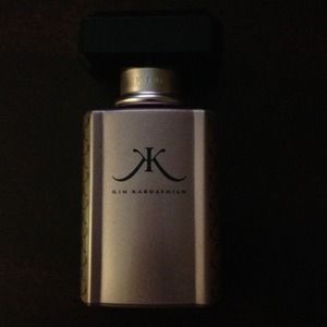 Kim kardashian perfume