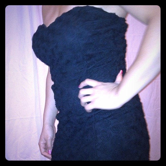 Little black dress👌