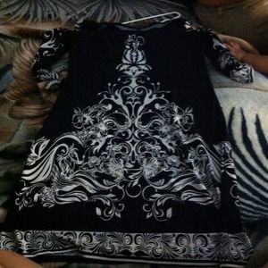 Vintage design dress black and white