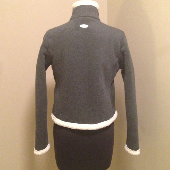 NEW Really warm winter coat!  Fully lined.  Ski - Picture 3 of 4