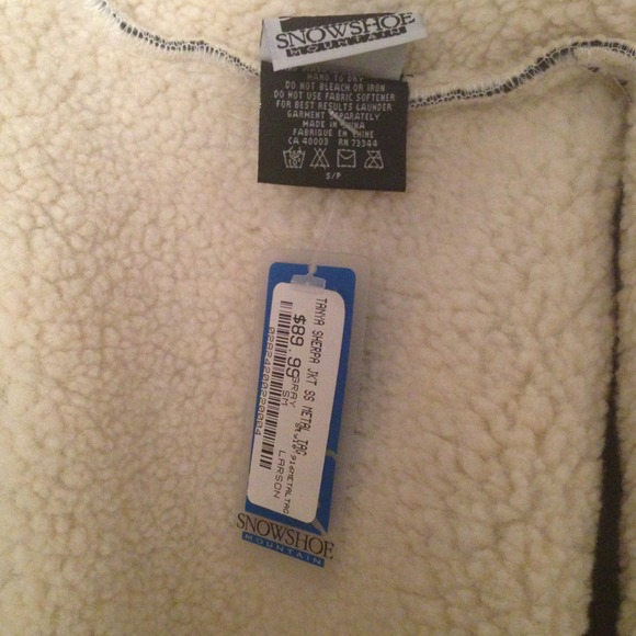 NEW Really warm winter coat!  Fully lined.  Ski - Picture 4 of 4